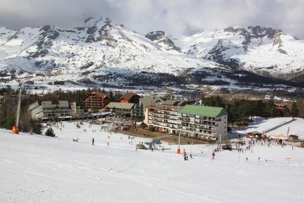 Appartement Au Pied Des Pistes La Joue du Loup Exteriér fotografie